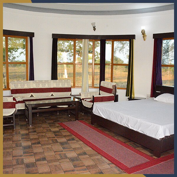 Lake-View-Room-in-hotel-vrindavan-resort